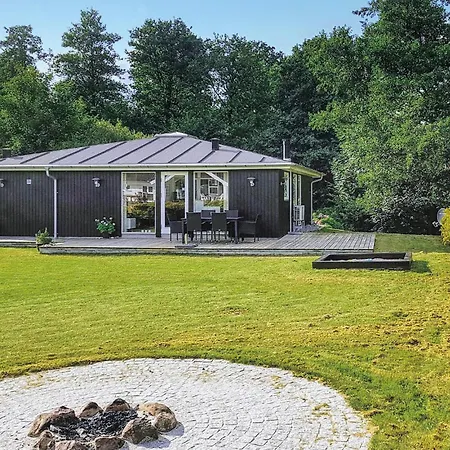 Holiday home Amazing In Aabenraa With Sauna Loddenhoj