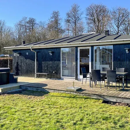 بيت للعطل Beach Front Home In Aabenraa With Sauna *