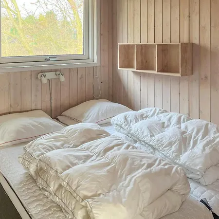 بيت للعطل Beach Front Home In Aabenraa With Sauna أبينرا